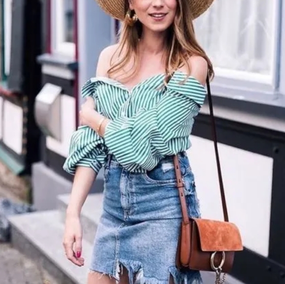 NWT Zara Green Striped Wide Open Neck Over the Shoulder Blouse Shirt puff Sleeve - Picture 1 of 16